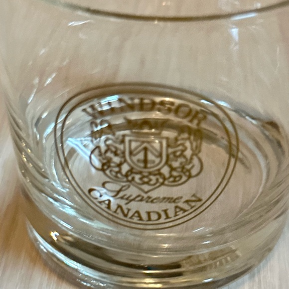 Windsor Canadian Supreme Glass, Gold Logo, Vintage Barware, Man Cave Essential - Picture 3 of 11